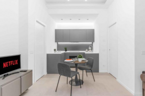 LE23 Duomo-Loreto - Central - Modern